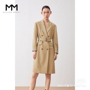 MM wind coat Size M new
